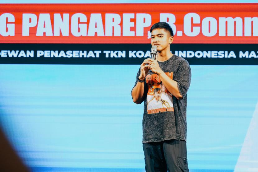 Ketua Umum Partai Solidaritas Indonesia (PSI) Kaesang Pangarep. Ketum PSI Kaesang Pangarep sebut caleg artis bisa mendongkrak suara partai.