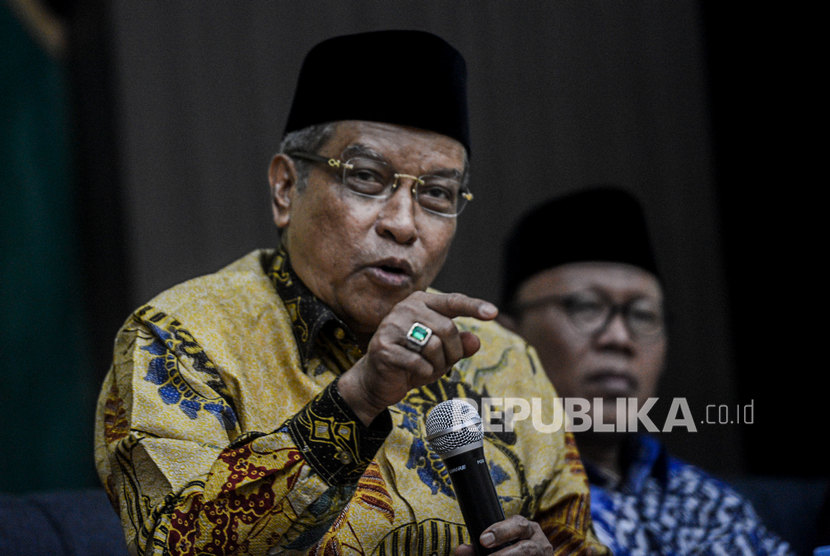Ketua Umum PBNU KH Said Aqil Siradj memberikan tausiyah di Jakarta, Rabu (11/3).