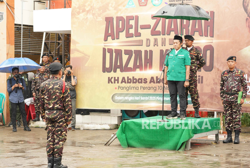 Ketua Umum Pimpinan Pusat GP Ansor, Addin Jauharudin, mengajak kader untuk bersatu. 