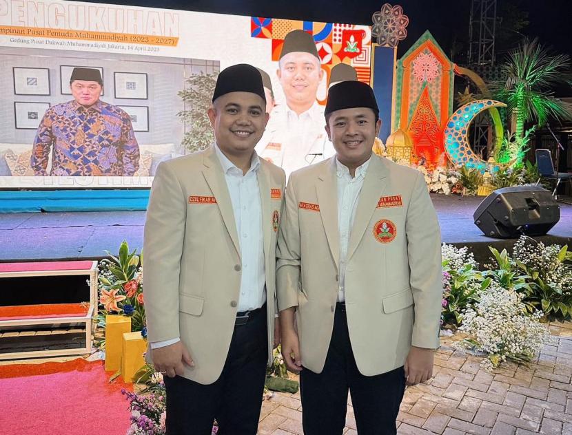 Ketua Umum Pimpinan Pusat (PP) Pemuda Muhammadiyah, Dzul Fikar Ahmad (kiri) 