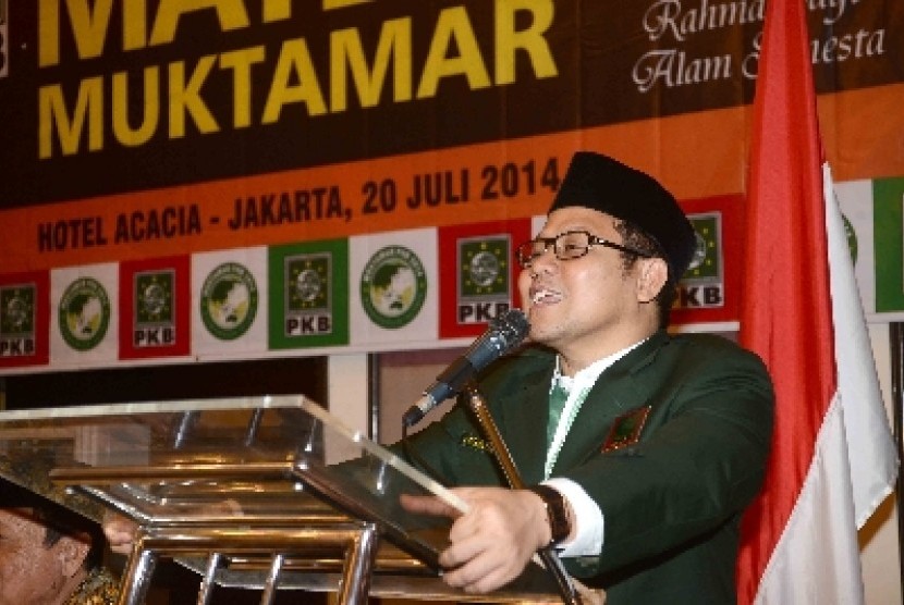 Ketua umum PKB, Muhaimin Iskandar memberikan sambutannya saat rapat tertutup membahas materi muktamar PKB di Jakarta, Ahad (20/7).