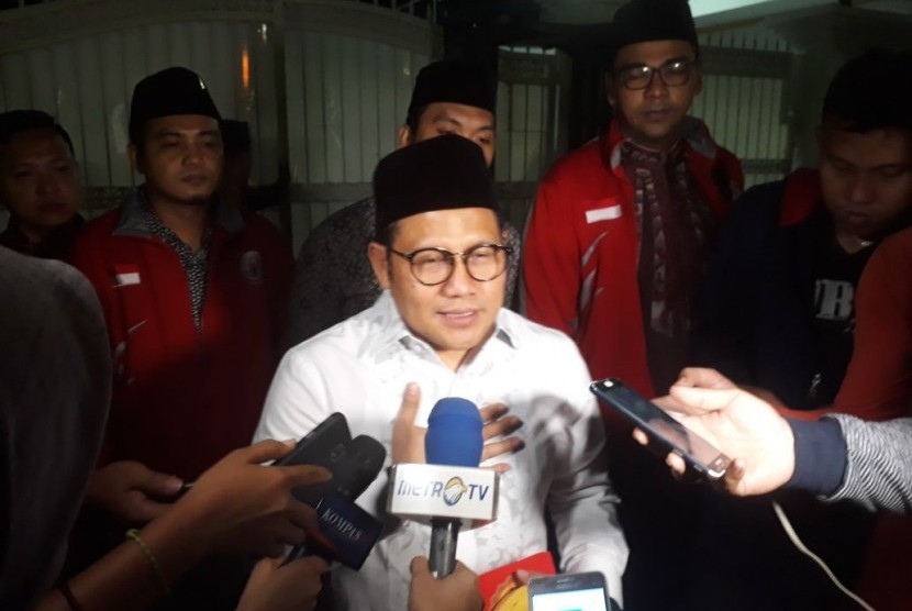 Ketua Umum PKB Muhaimin Iskandar menghadiri peringatan wafat Taufik Kiemas ke-5 di kediaman Ketua Umum PDI Perjuangan Megawati Soekarnoputri, jalan Teuku Umar, Menteng, Jakarta, Jumat (8/6).