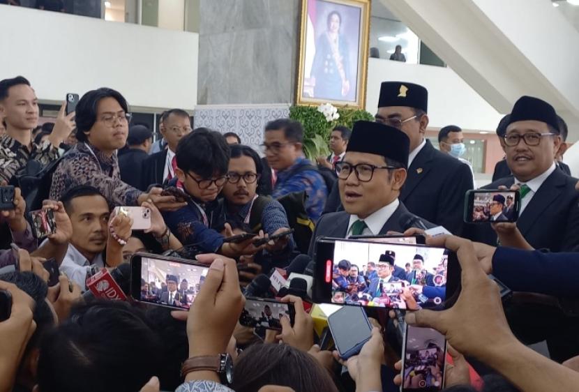 Ketua Umum PKB sekaligus cawapres di Pilpres 2024 Muhaimin Iskandar saat menghadiri pelantikan presiden di kompleks parlemen, Senayan, Ahad (20/10/2024). 