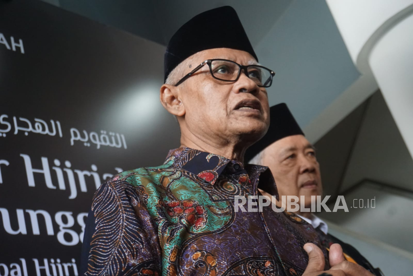 Ketua Umum PP Muhammadiyah Haedar Nashir usai peluncuran KHGT, di Universitas 