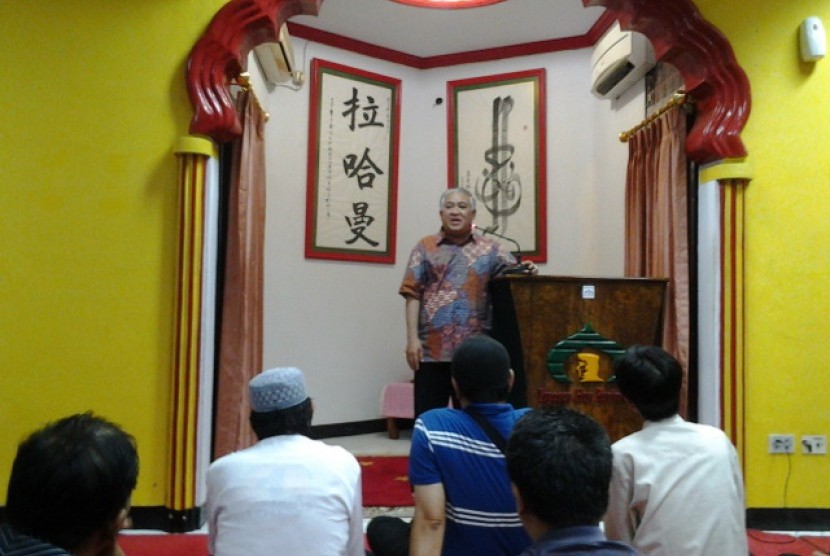 Ketua Umum PP Muhammadiyah ketika berceramah di Masjid Lautze, Jakarta, Selasa (16/10)