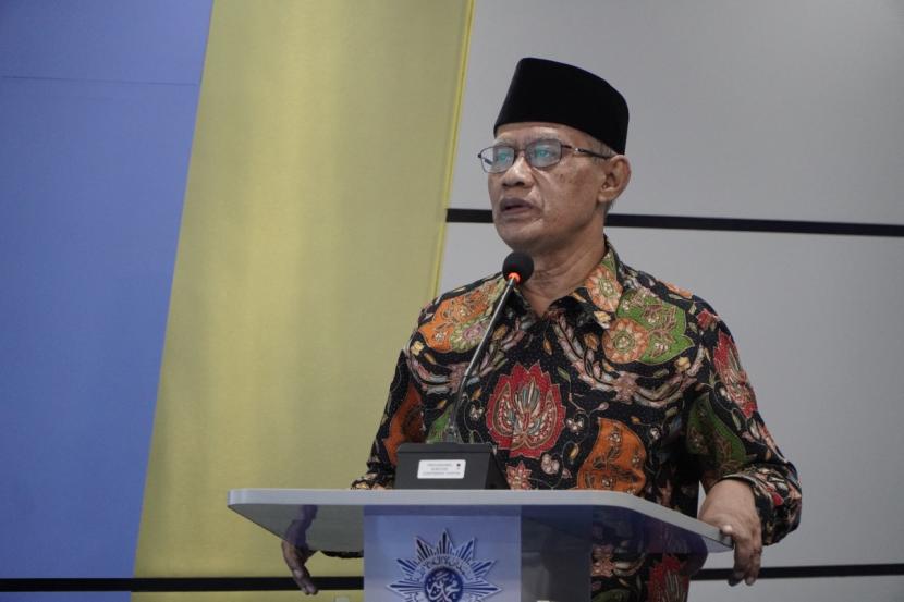 Ketua Umum PP Muhammadiyah, Prof Haedar Nashir. Prof Haedar Nashir Sampaikan 8 Karakter Gerakan Perempuan Islam Berkemajuan
