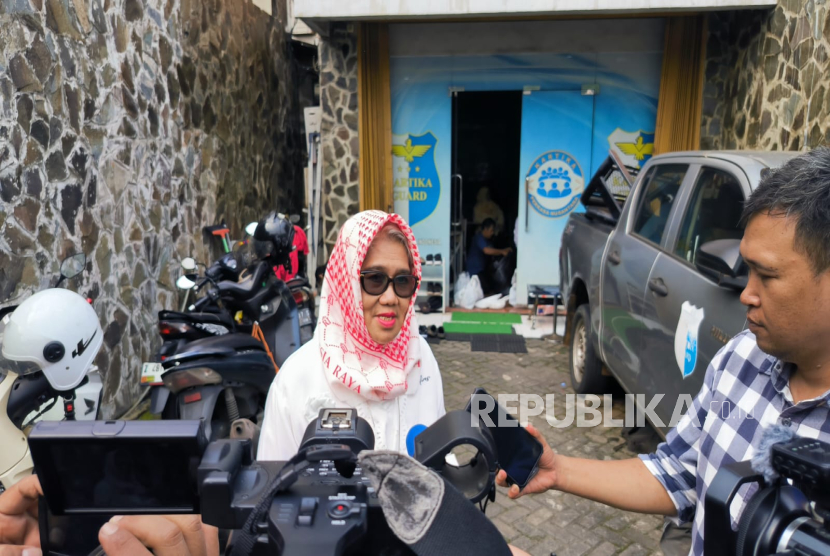 Ketua Umum Rombsis Indonesia, Andy Idhanursanty