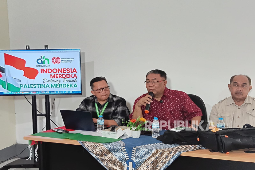 Ketua Yayasan Darul Hikam, Dr. Ir. H. Sodik Mudjahid, M.Sc, mengumumkan lima aksi besar solidaritas untuk Palestina yang akan digelar secara masif di Kota Bandung. 