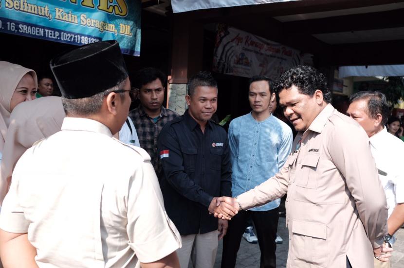 Ketum Papera Don Muzakir bersama pedagang di Pasar Sukowati Sragen, Jateng, Kamis (24/8/2023).