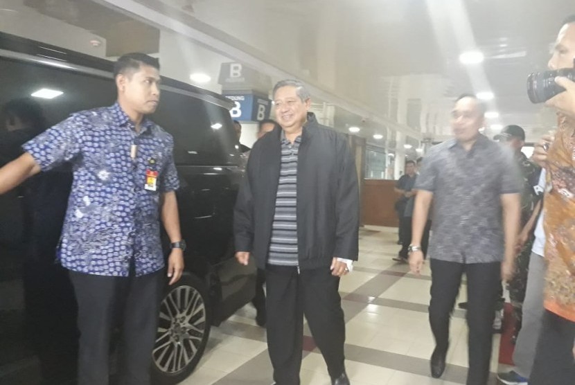 Ketum Partai Demokrat, Susilo Bambang Yudhoyono (SBY) telah keluar rawat inap dari RSPAD Gatot Subroto, Kamis (19/7) petang. 