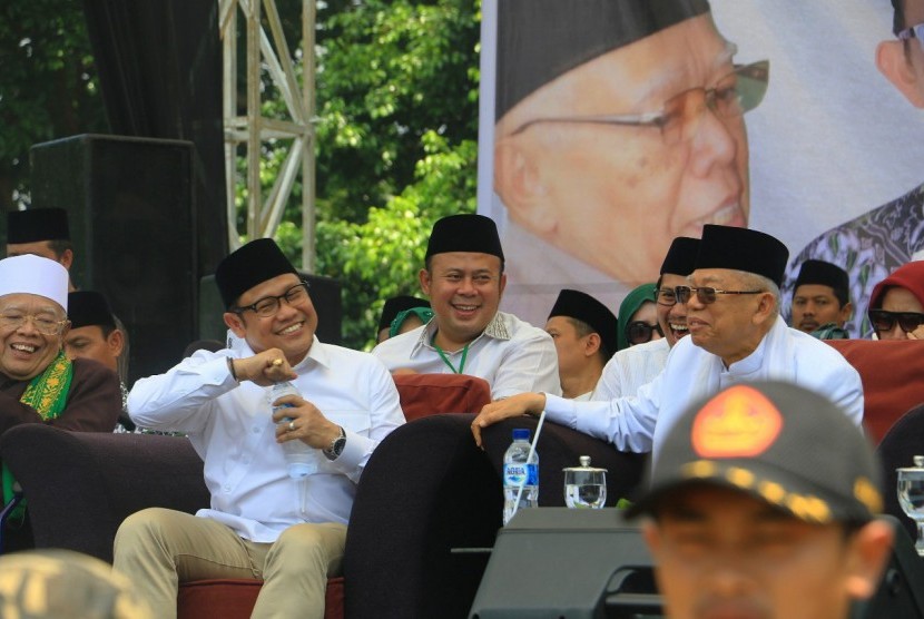 Ketum PKB A Muhaimin Iskandar bersama KH Ma'ruf Amin meramaikan hari lahir Pancasila di Bandung Jawa Barat.