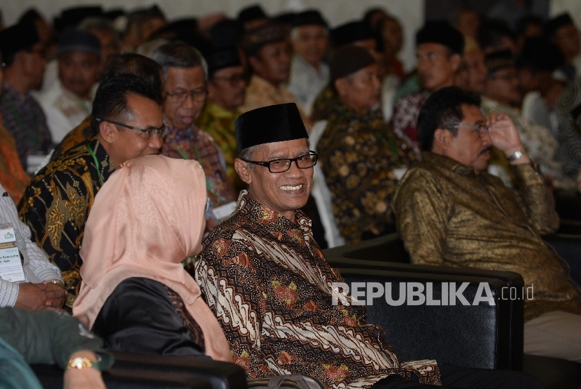 Ketum PP Muhammadiyah Haedar Nashir (kedua kiri).