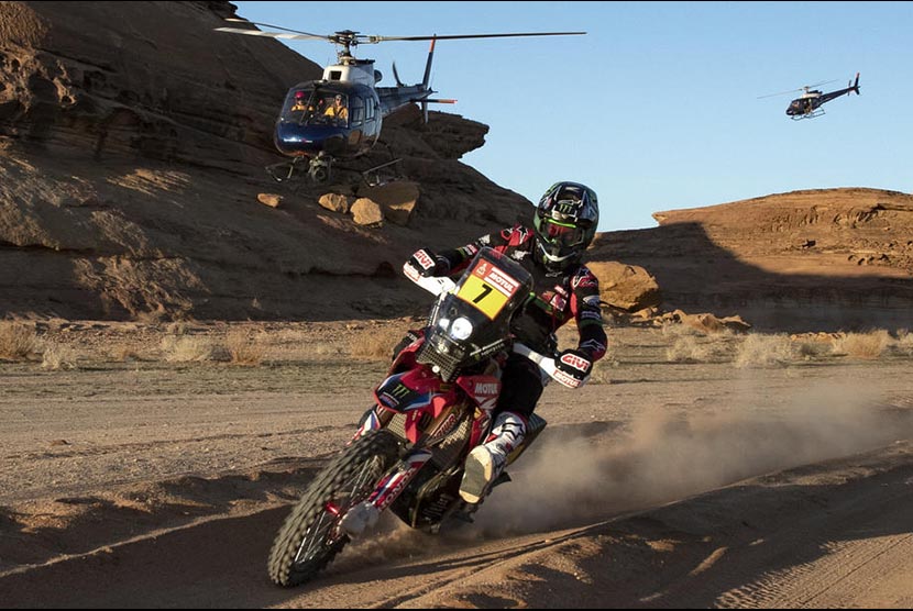Pembalap Argentina Kevin Benavides menjuarai Reli Dakar kategori sepeda motor untuk kedua kalinya.