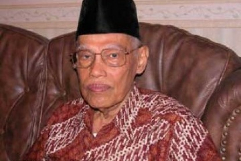KH Alie Yafie. Prof. K.H Ali Yafie (Ketum MUI keempat) wafat pada Sabtu (25/2/ 2023) pukul 22:13 WIB di RS Premier Bintaro.