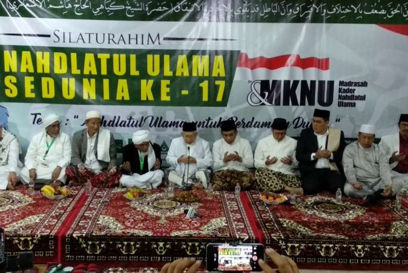 KH Ma'ruf Amin nampak hadir di antara sejumlah kiai dan pejabat yang menghadiri Silaturahim NU Sedunia di Makkah, Sabtu (18/8).