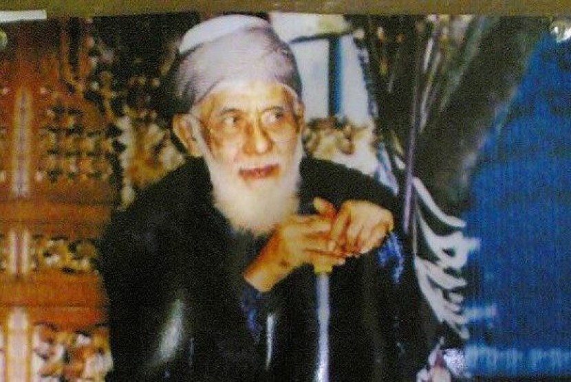 KH Muhammad Dimyati bin Muhammad Amin al-Banteni.