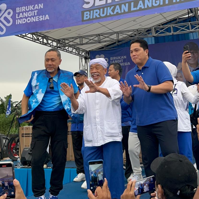 (Ki-ka) Ketum PAN Zulkifli Hasan, Ketua DPD PAN Kabupaten Cirebon Qomar, dan Cawapres Erick Thohir. 