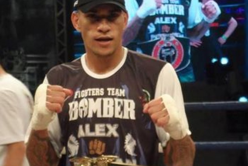 Kickboxer nomor wahid Brasil dan Amerika Latin Alex Pereira