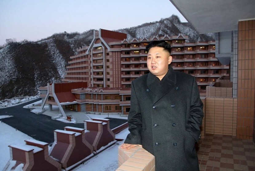 Kim Jong Un berada di tengah resort ski Masikryong yang diketahui mempekerjakan anak-anak.