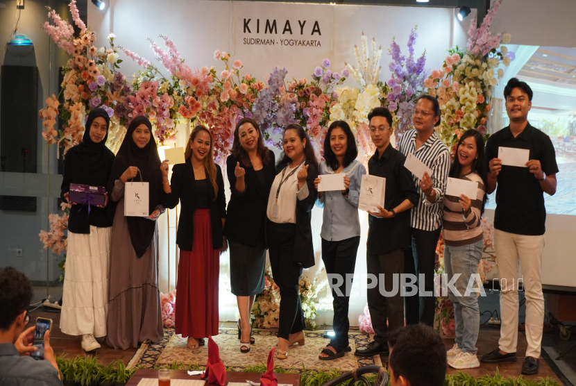 Kimaya Sudirman Yogyakarta by HARRIS menggelar acara eksklusif bersama para wedding organizer terkemuka di Yogyakarta yang dihadiri oleh 51 vendor, yang bertujuan untuk memperkenalkan pernikahan intim yang memadukan kenyamanan venue, serta fasilitas hotel sebagai pendukung dan pelayanan profesional.