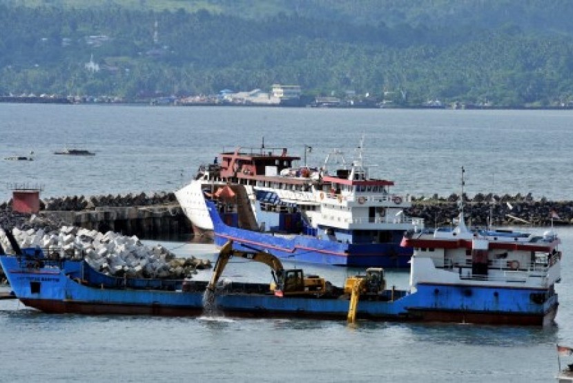 Kinerja ekspor Provinsi Sulawesi Utara (Sulut) ke Singapura mengalami peningkatan 154 persen tahun 2013 dibandingkan tahun sebelumnya.