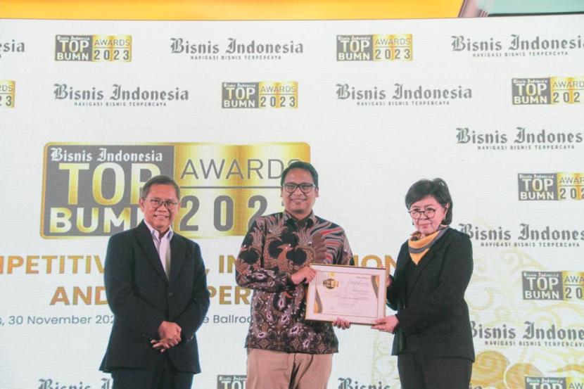 Kinerja positif PT Pupuk Indonesia (Persero) kembali terpilih sebagai salah satu BUMN terbaik dan tercatat dalam jajaran 