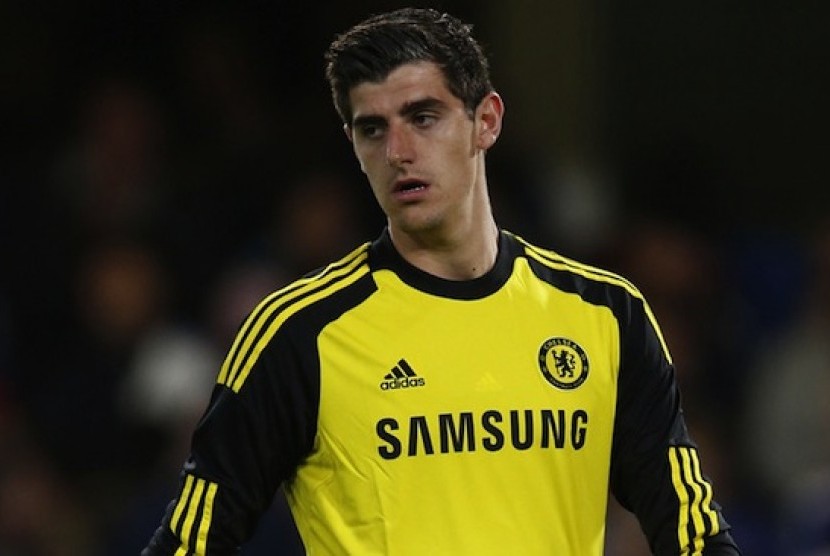 Kiper Chelsea Thibaut Courtois.