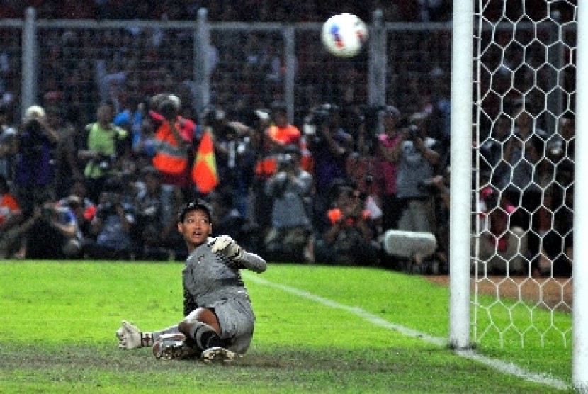 Kiper Kurnia Mega.