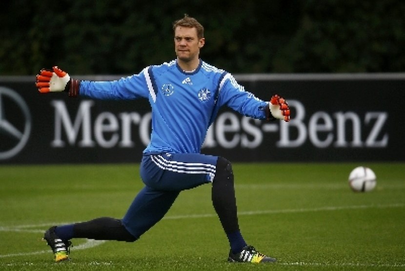 Kiper Manuel Neuer.