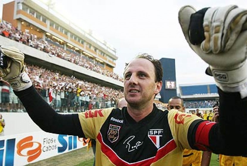 Kiper Rogerio Ceni.