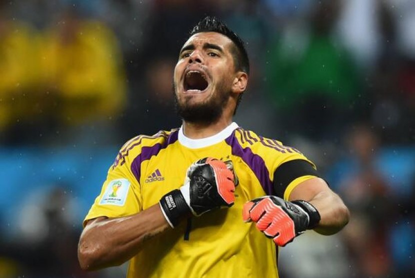 Kiper Sergio Romero.