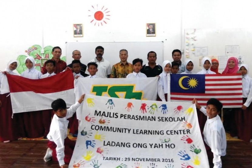KJRI Kota Kinabalu, Sabah Malaysia meresmikan pendirian Community Learning Center  (CLC) Ong Yah Ho, Selasa (29/11).