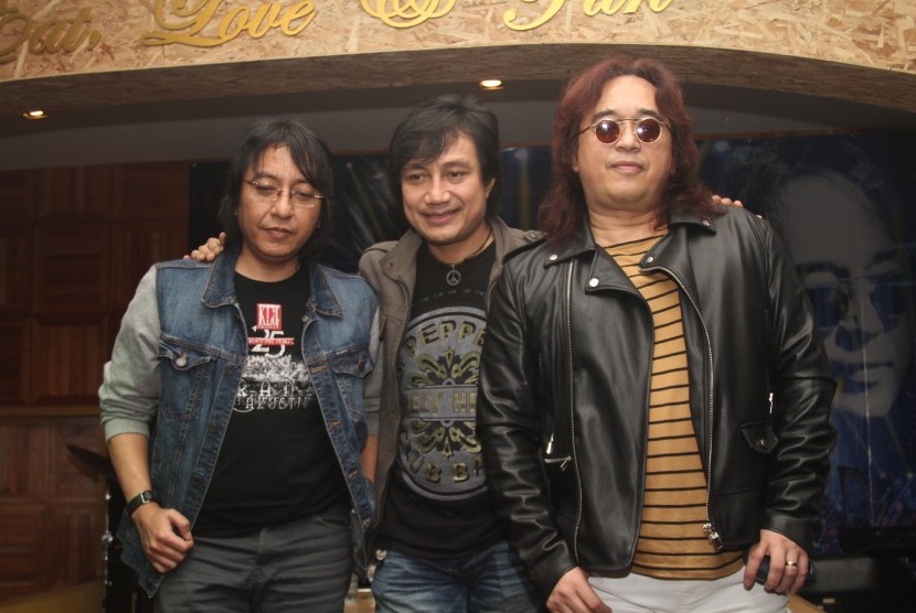 Band legendaris Indonesia, KLa Project, memasuki dunia baru dengan merilis lagu mereka dalam bentuk Non-Fungible Token atau NFT.