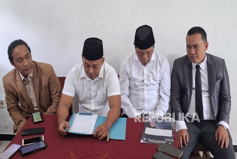 Klarifikasi Ponpes Ora Aji Adi Susanto soal penganiayaan santri asuhan Gus Miftah. 