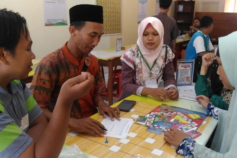 Klinik Pendidikan MIPA (KPM) menggelar pelatihan bagi kepala Rumah Pendidikan MIPA (RPM) dan cabang KPM.