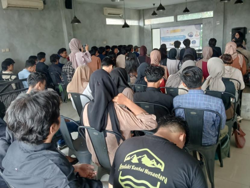 Koalisi  Rakyat untuk Pemilu Damai (KPRD) melaksanakan dialog dengan tajuk Pemilu 2024, Petingnya Konsolidasi Kekuatan Nasional di Kazmara Cafe, Tanggerang Selatan, Banten. 
