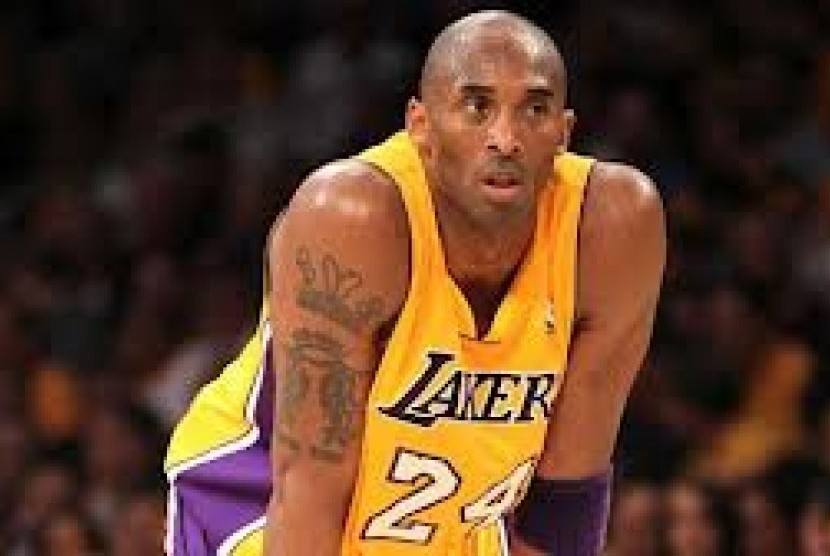Legenda basket AS, Kobe Bryant, meninggal dalam kecelakaan helikopter pada Ahad.