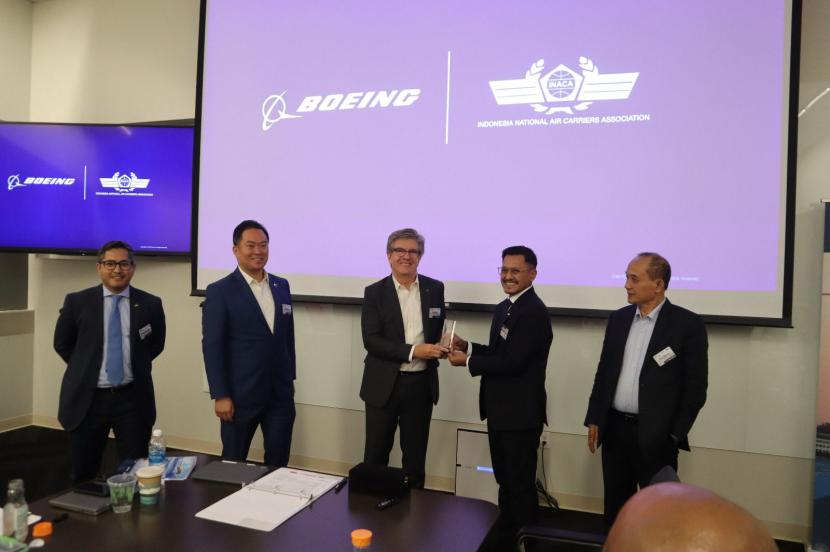 Kolaborasi antara INACA dan Boeing sangat penting karena Indonesia yang siap menjadi ekonomi terbesar keempat secara global pada tahun 2045.