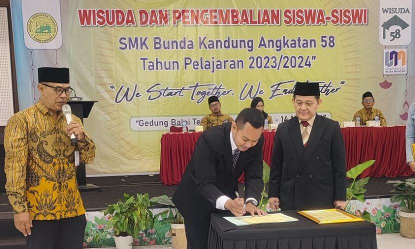 Collaboration between SMK Bunda Kandung and Universitas Nusa Mandiri (UNM) Margonda Campus, Depok.