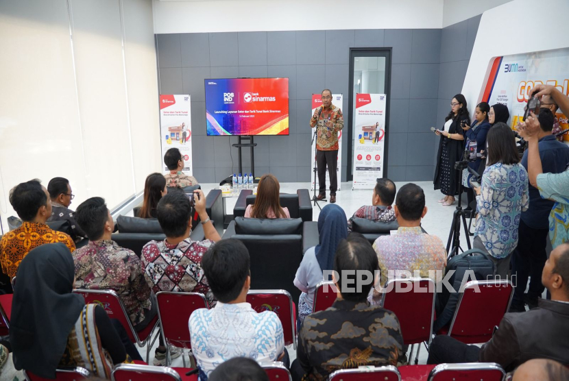 Kolaborasi Pos Indonesia bersama Bank Sinarmas.