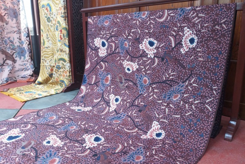 Koleksi batik milik Hartono Sumarsono.