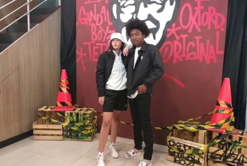 Koleksi eksklusif sneakers dan streetwear KFC, hasil kolaborasi dengan empat perancang muda Indonesia yaitu Never Too Lavish, Argyle & Oxford, Evil Fact dan Sandalboyz.