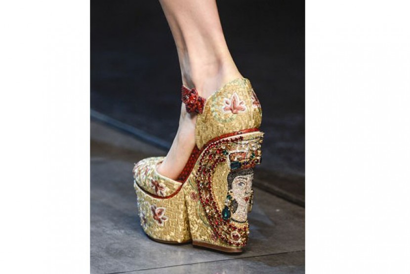 Koleksi sepatu unik Dolce & Gabbana