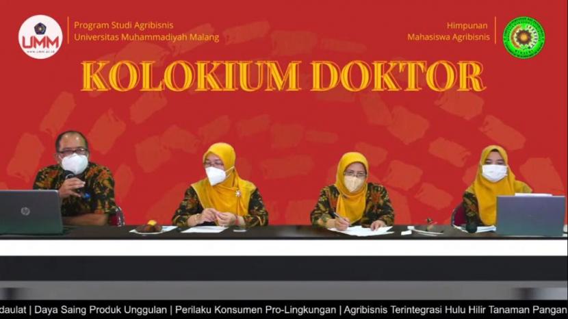 Kolokium Doktor Fakultas Pertanian dan Peternakan (FPP) Universitas Muhammadiyah Malang (UMM) membahas kondisi agribisnis di Indonesia melalui kanal Zoom dan YouTube Agribisnis UMM. 