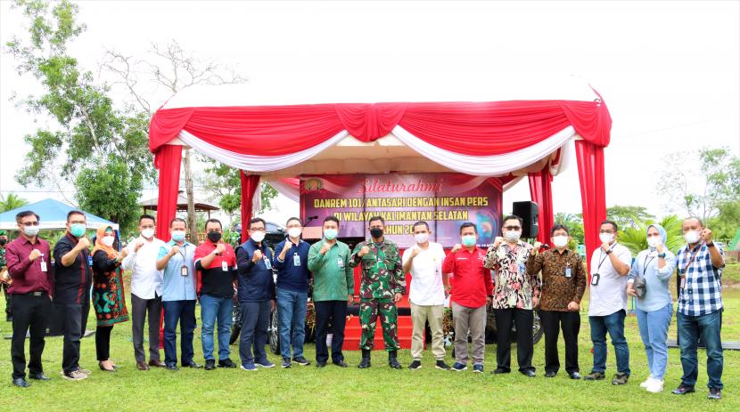 Komandan Korem (Danrem) 101/Antasari yang merupakan komando pembinaan dan operasional kewilayahan TNI-AD di Kalimantan Selatan mengadakan silaturahim dengan Insan Pers dan Pimpinan Bank di Wilayah Kalimantan Selatan pada Rabu (19/5).