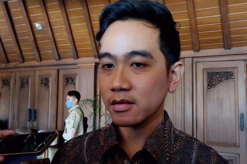 Komentar Wapres terpilih Gibran Rakabuming Raka soal pembentukan Presidential Club yang digagas Presiden terpilih Prabowo Subianto, Senin (6/5/2024).