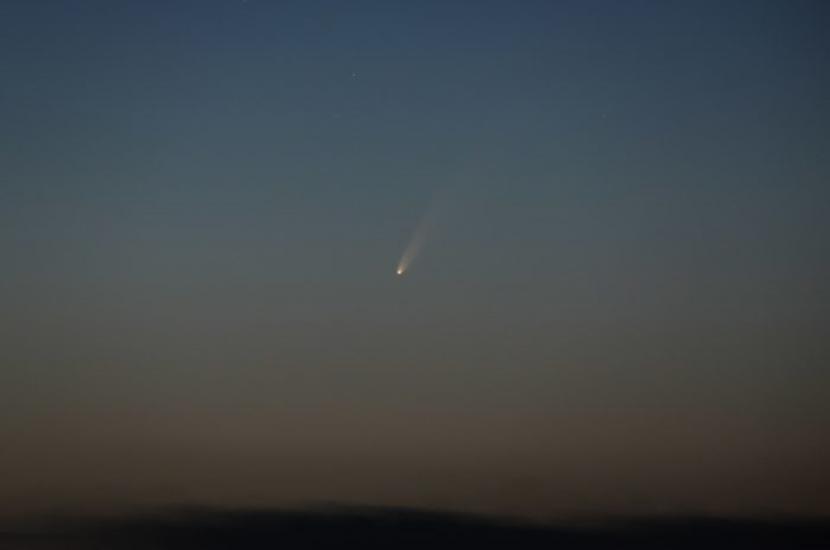 Komet Neowise diambil saat Senin (6/7) pagi hari di Inggirs menggunakan kamera Fujifilm X-T10