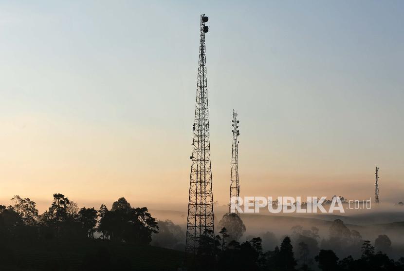 Kominfo Targetkan program Indonesia Merdeka Sinyal terealisasi pada 2020. 