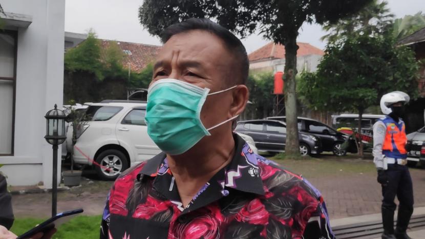 Komisaris PT Persib Bandung Bermartabat, Umuh Muchtar, di Kantor Pikiran Rakyat, Jalan Asia Afrika, Kota Bandung, Kamis (13/8).