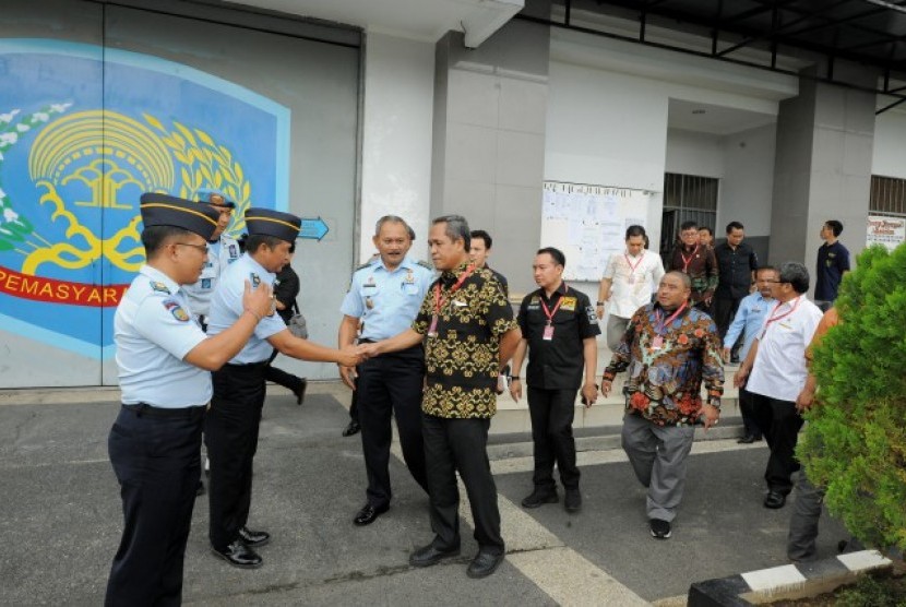[ilustrasi] Komisi III mengunjungi Lapas Kerobokan, Badung, Bali.